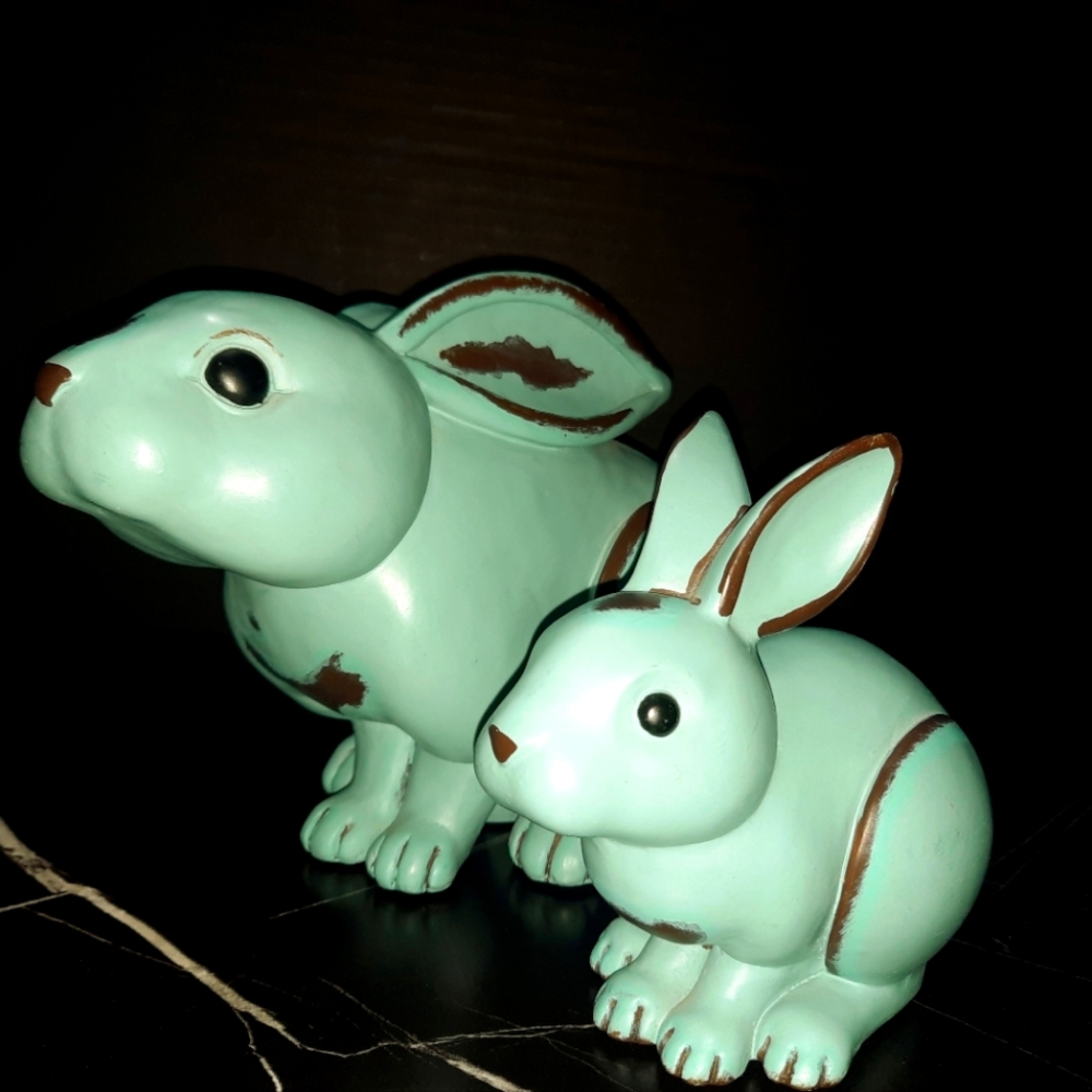 Blue rabbits